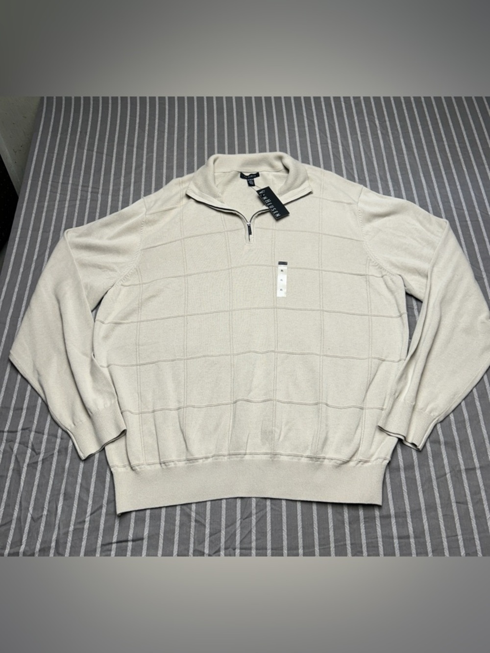 Van Heusen men's 1/4-zip sweater in a beige Men's XL NWT